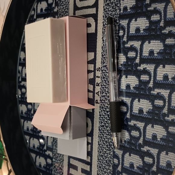 DIOR OUD ISPAHAN Perfumed Soap - Picture 6 of 6